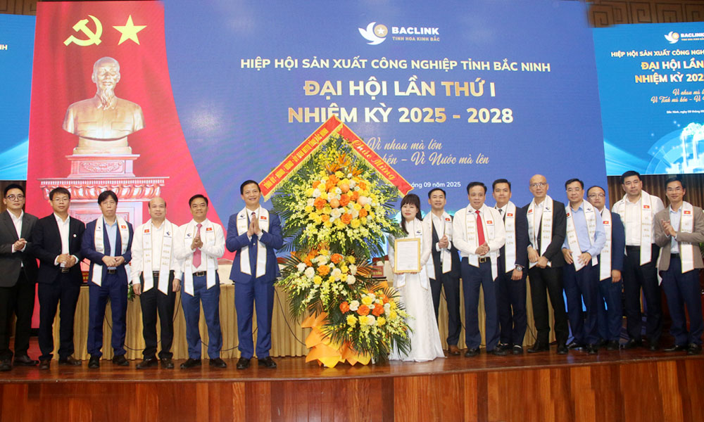 First Congress of industrial manufacturers’ association launched in Bac Ninh 