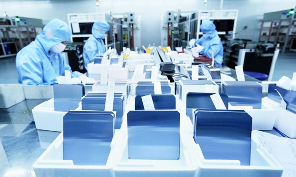 Electronics lead Vietnam’s trade, with China the largest supplier