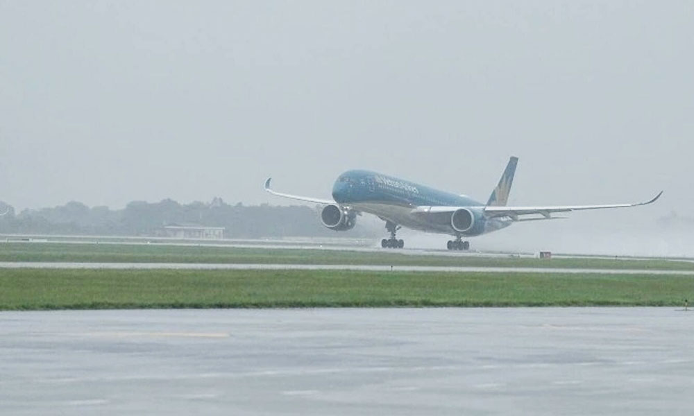 Airlines adjust flights as Typhoon Ragasa to make landfall