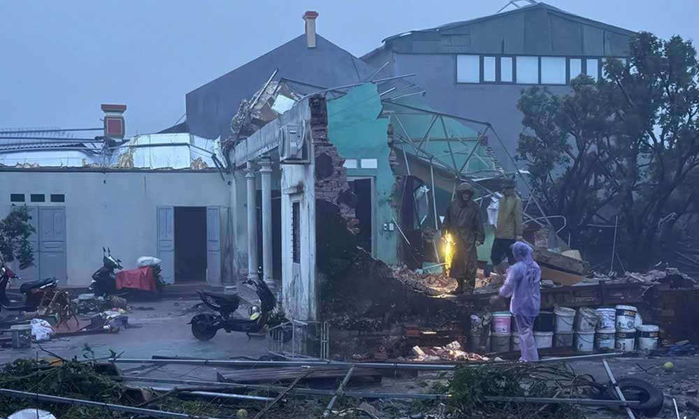 Typhoon Bualoi batters northern, central Vietnam, leaving widespread damage