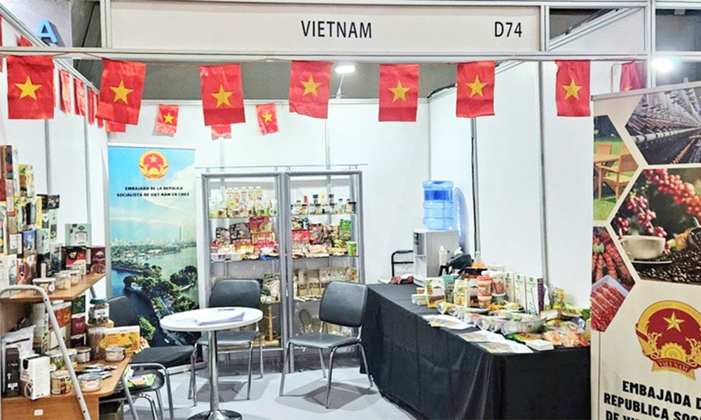 Chilean firms show interest in importing Vietnamese agricultural products