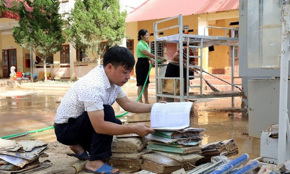 Prime Minister orders swift education recovery from storm-triggered damage