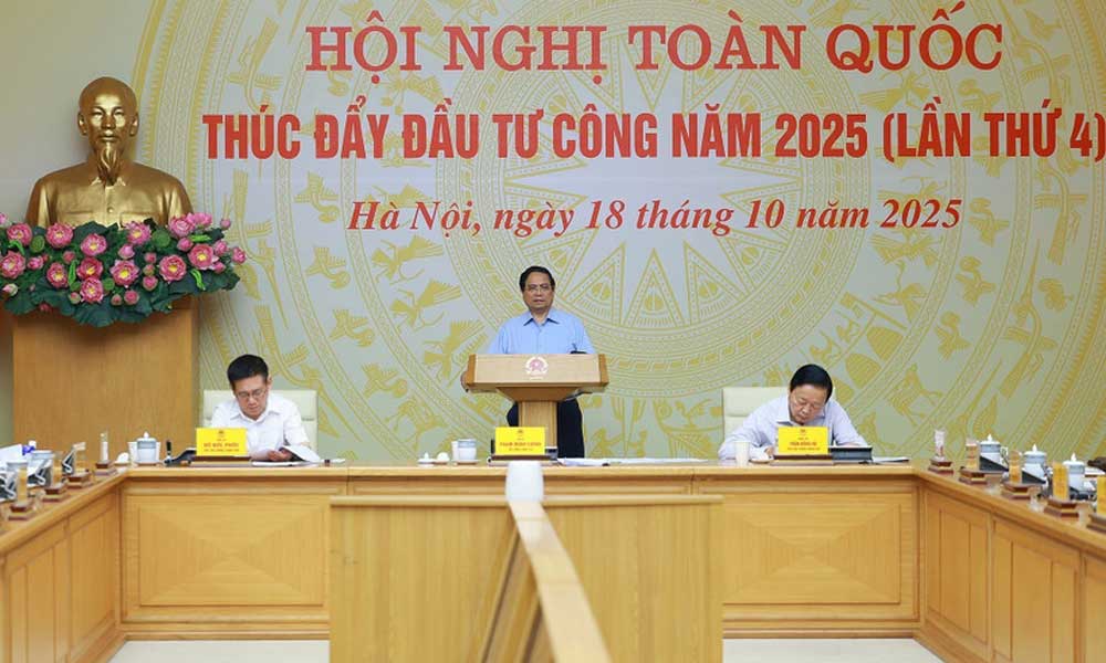 PM calls for higher responsibility in public investment disbursement