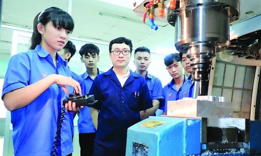 Building smart vocational schools through digital transformation