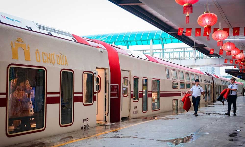 Railway tourism brings new momentum to Vietnam’s travel industry