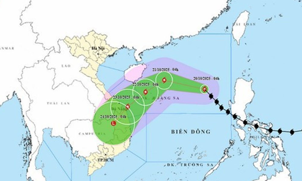 Typhoon Fengshen changes direction, likely to intensify