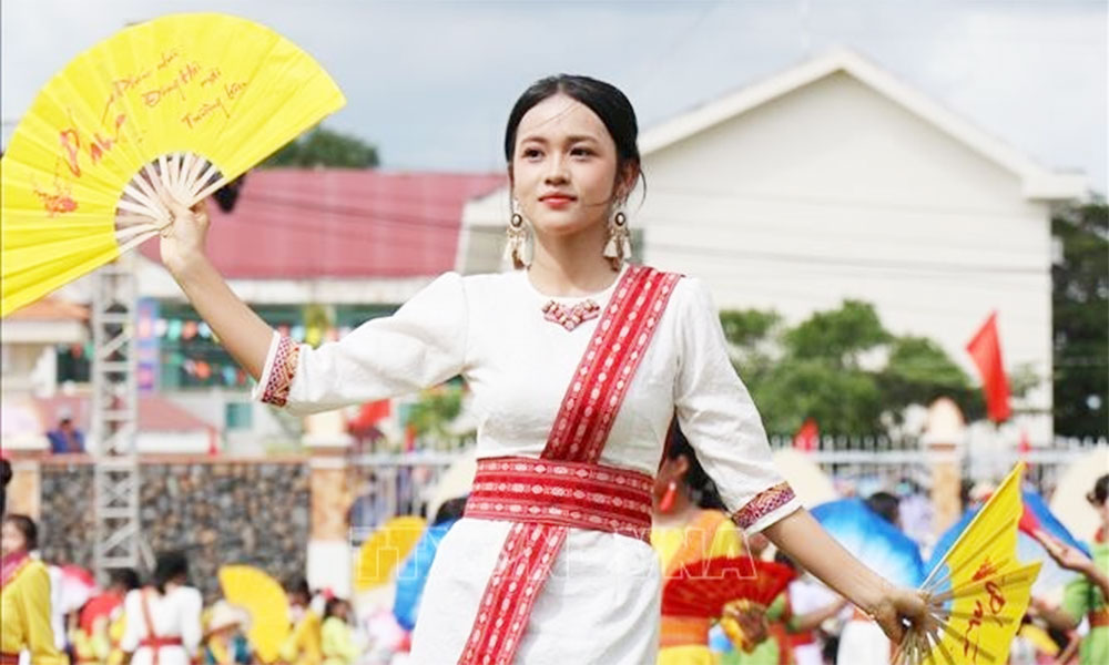 Kate Festival 2025 spreads vibrant colors, unity of Cham people