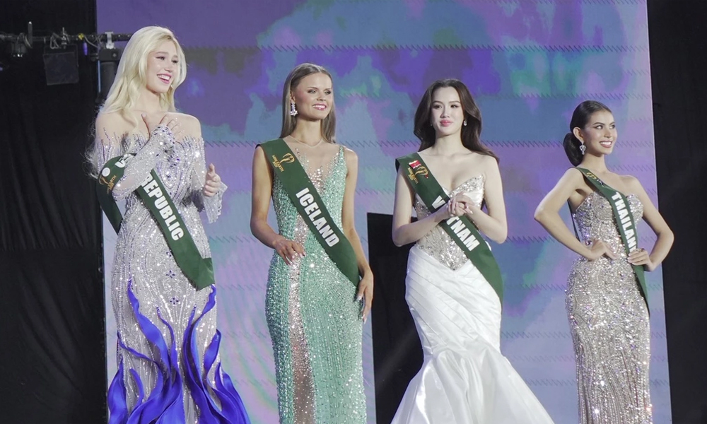 Vietnam wins Miss Earth Water in Miss Earth 2025