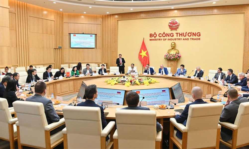 Vietnam, Russia cooperate on industrial development, innovation