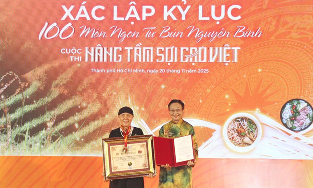 Ho Chi Minh City sets record with 100 rice-noodle dishes