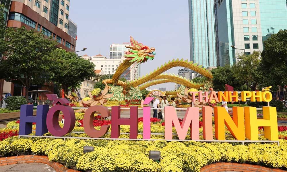 Nguyen Hue Tet 'flower street' to feature food stalls for 1st time