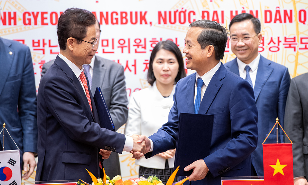 Bac Ninh, RoK's Gyeongsangbuk-do seal cooperation pact