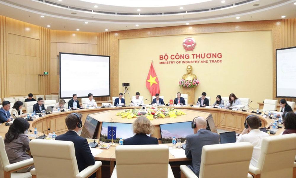 Vietnam, EU review progress on sustainable energy transition cooperation