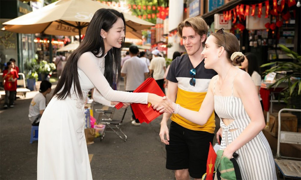 Vietnam welcomes more than 19 million international visitors in 11 months