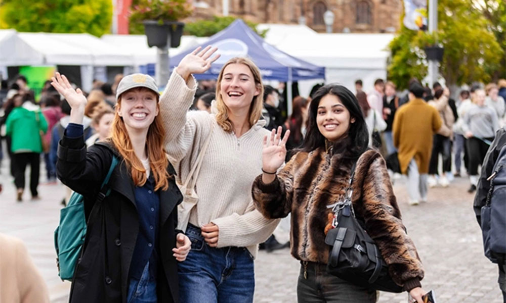 Vietnam draws French holidaymakers during Christmas, New Year