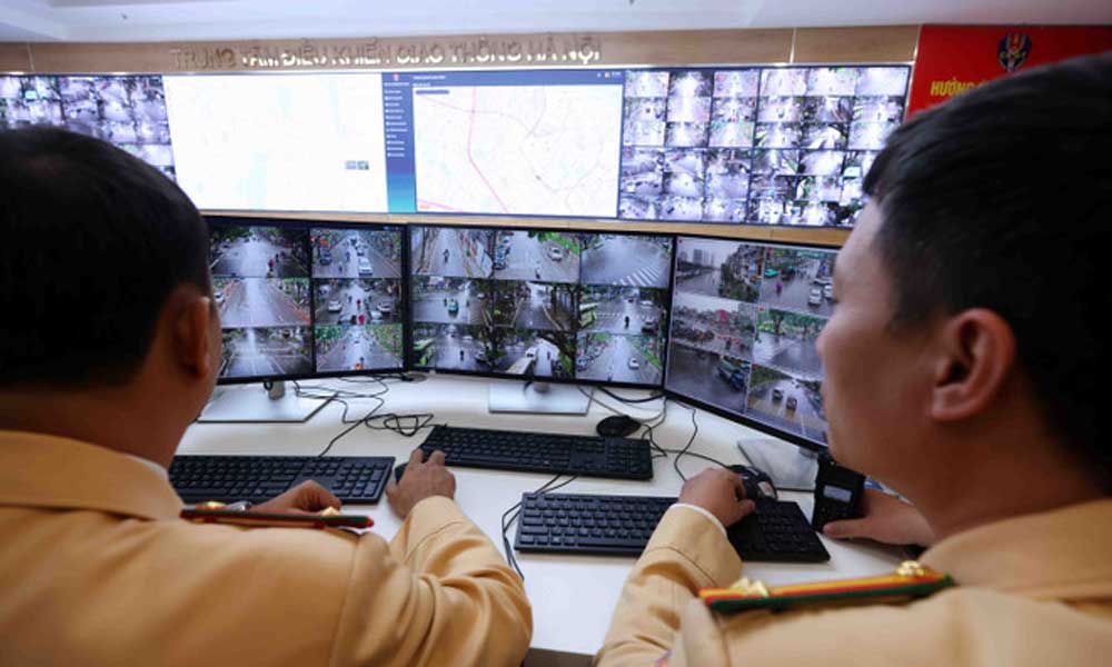 Hanoi officially launches smart traffic control centre