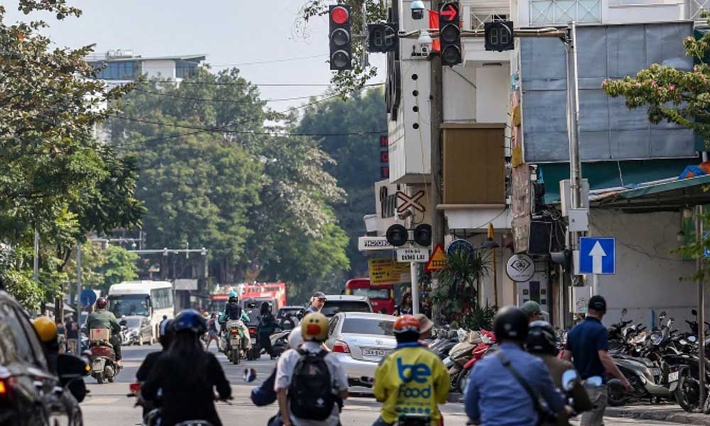 Hanoi rolls out AI-controlled traffic lights across key downtown streets