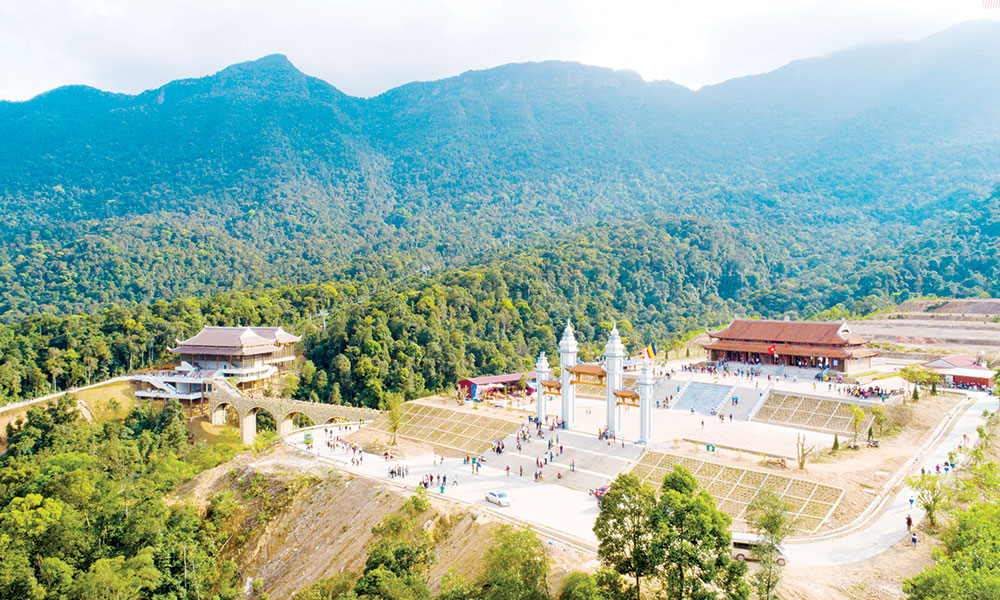 Sacred land of Tay Yen Tu