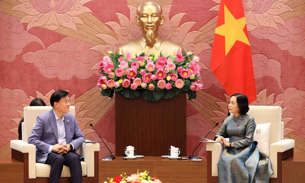Official calls for stronger Vietnam – RoK economic, locality-to-locality links