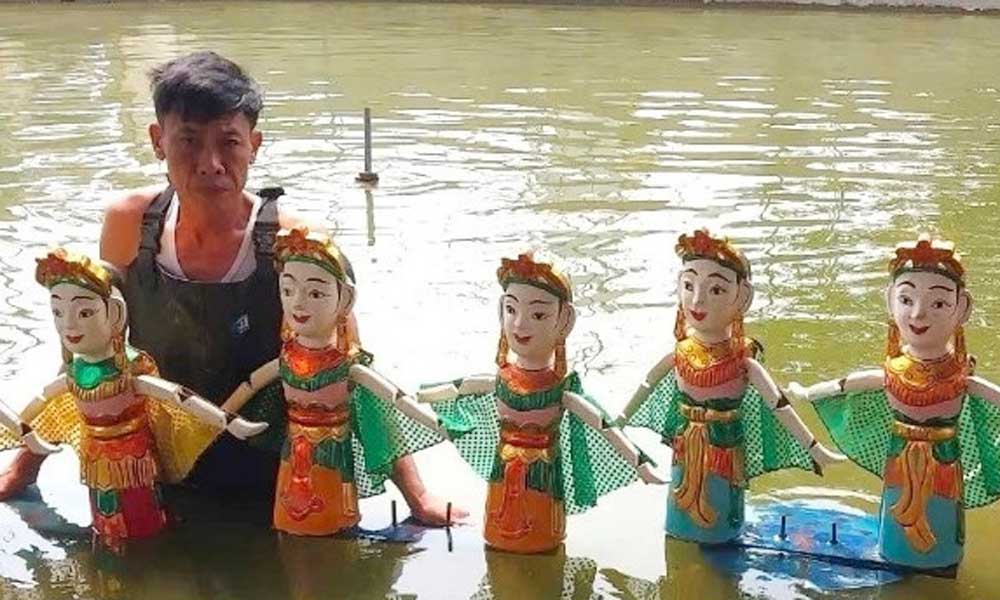 Artisans of Nguyen Xa water puppetry village strive to preserve their craft