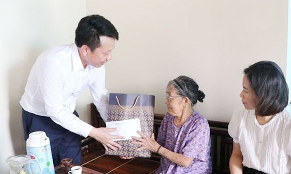 Government to provide cash gifts to social policy beneficiaries ahead of Tet 2026