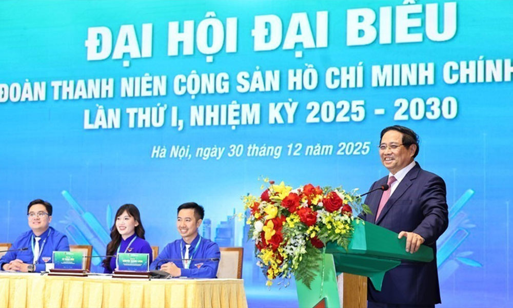 PM urges enabling environment for youth development