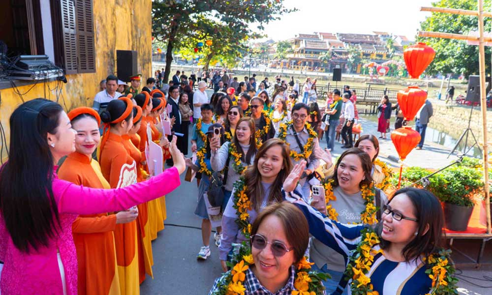 Localities welcome first foreign arrivals of 2026