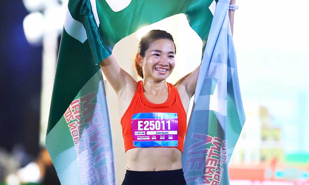 Bac Ninh star runner Nguyen Thi Oanh claims first title of 2026 