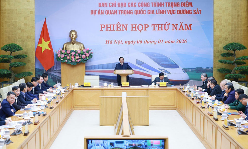 PM calls for concentrated leadership, resources for railway projects