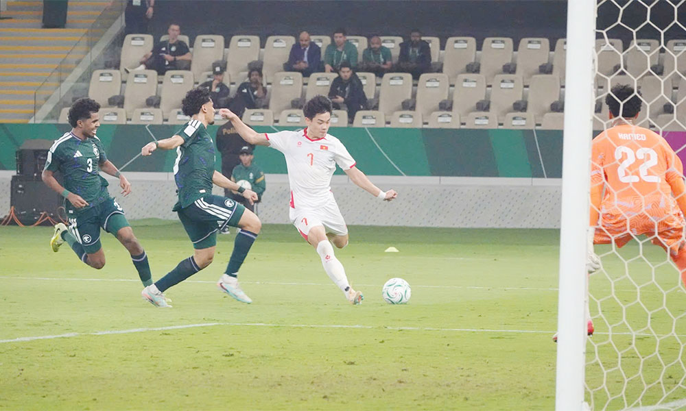 Vietnam advance to U23 Asian Cup quarterfinals as Group A leader