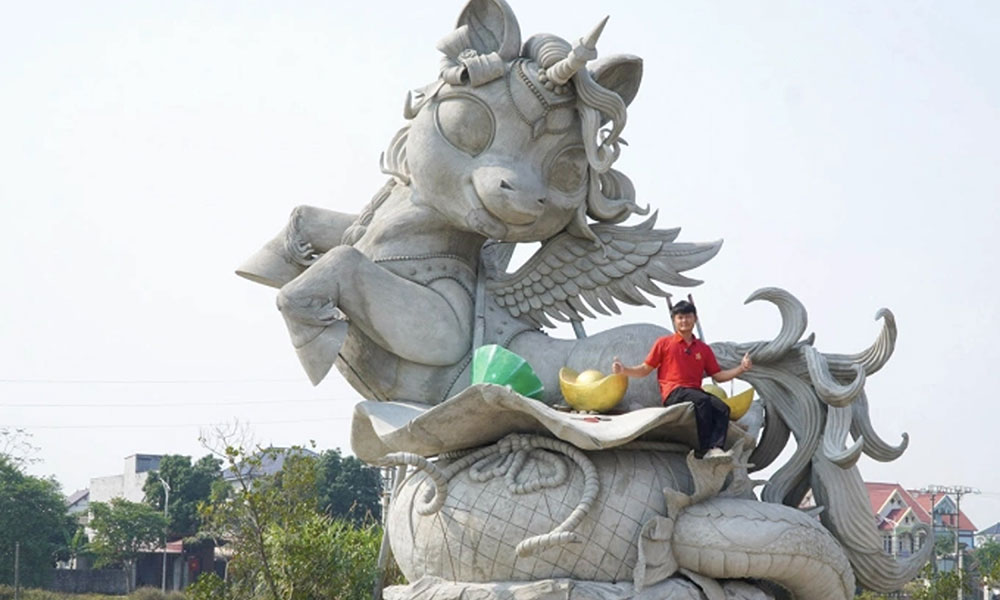 Giant horse sculptures take shape ahead of Year of the Horse
