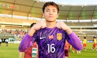 Thủ môn bắt như Neuer 'gánh' U23 Trung Quốc đấu U23 Việt Nam