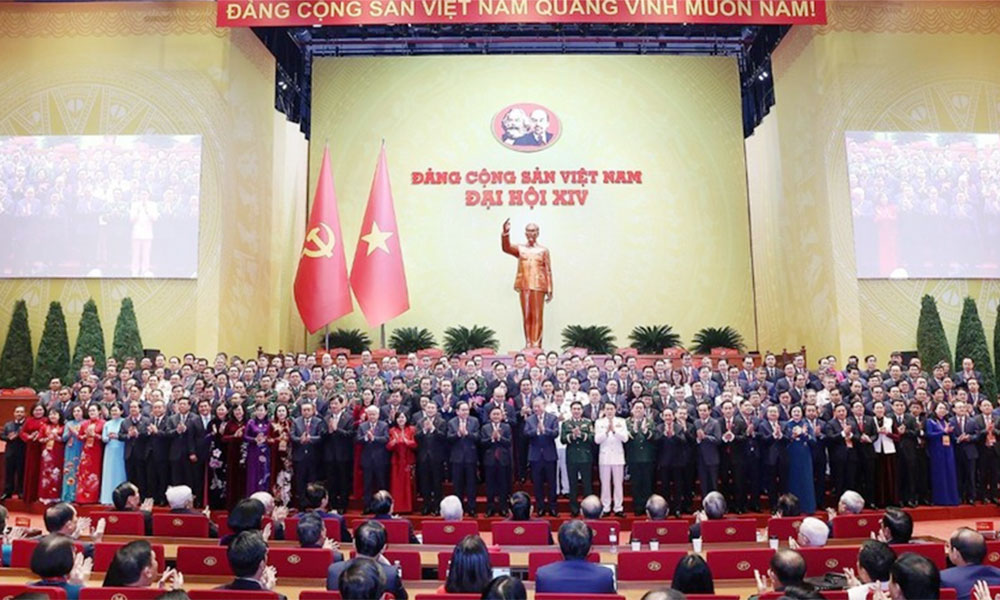 14th Party Congress: Vietnam steadfastly pursues right development path