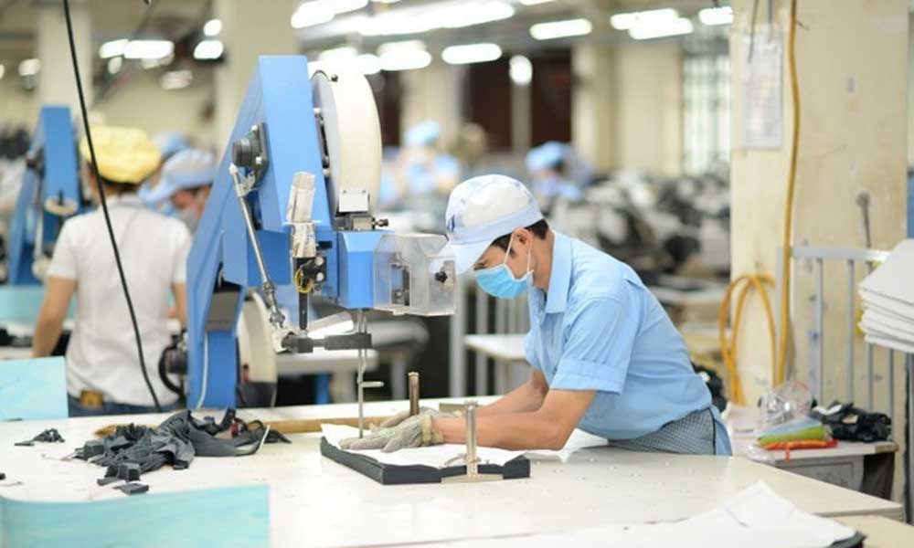 Vietnam garment firms secure orders through Q1