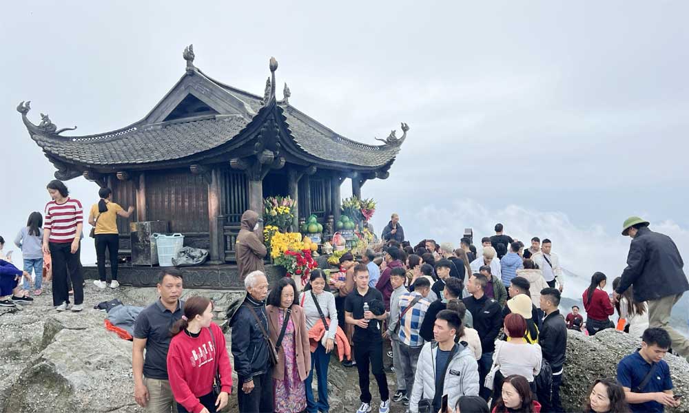 Free access to Yen Tu Relics and Landscape Complex through late 2028