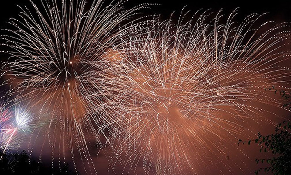 Fireworks, festive events usher in Year of the Horse across Vietnam