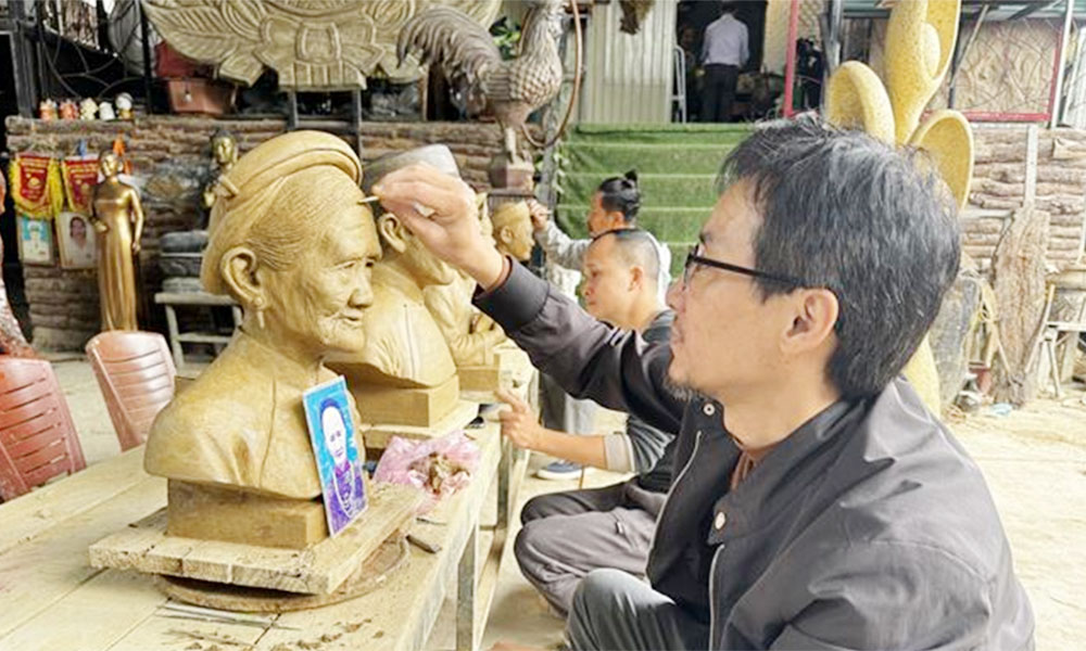 Dai Bai traditional bronzeware highlights living heritage at Spring Fair