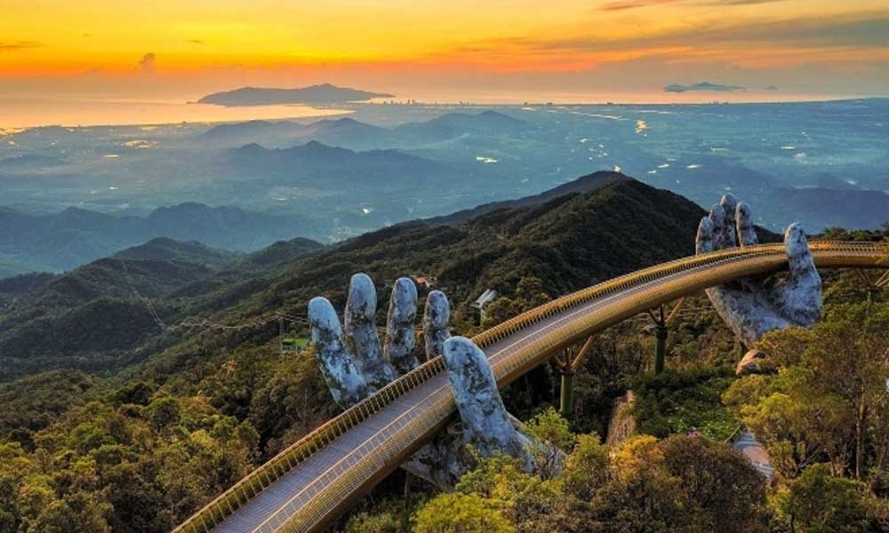 Vietnam's Golden Bridge surpasses Brooklyn, Sydney Harbor in global beauty ranking