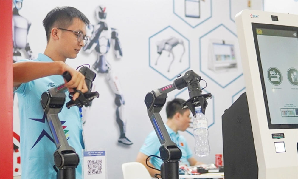 Vietnam's hottest jobs in 2026: AI, sales and semiconductor surge