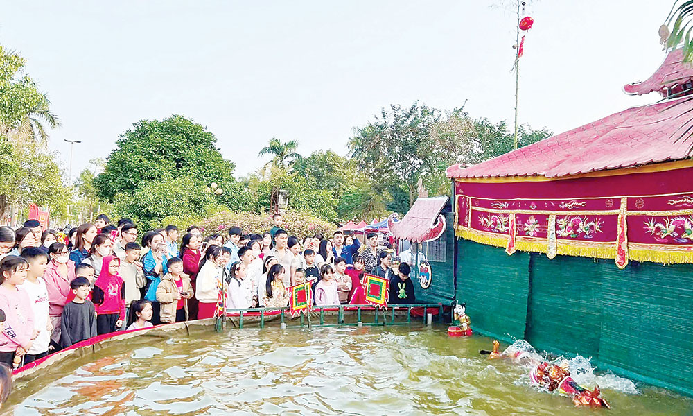 Bac Ninh promotes tourism, stages Dong Ngu water puppetry at Spring Festival