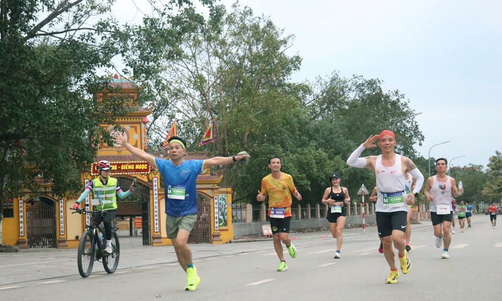 Marathon footprints on Kinh Bac land: A journey to connect heritage