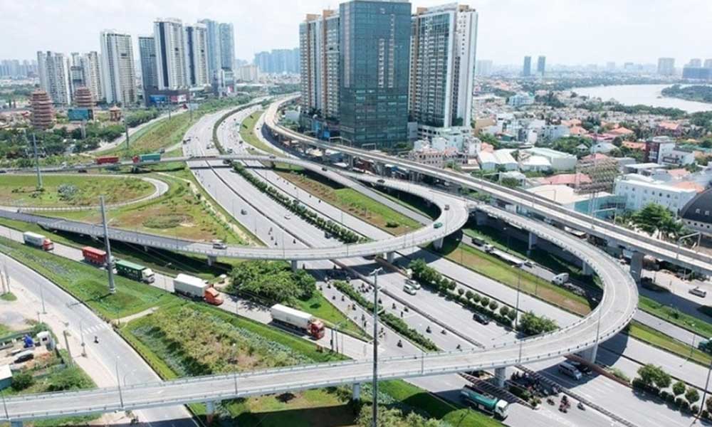 Over 38 billion USD in public investment to fuel new growth momentum