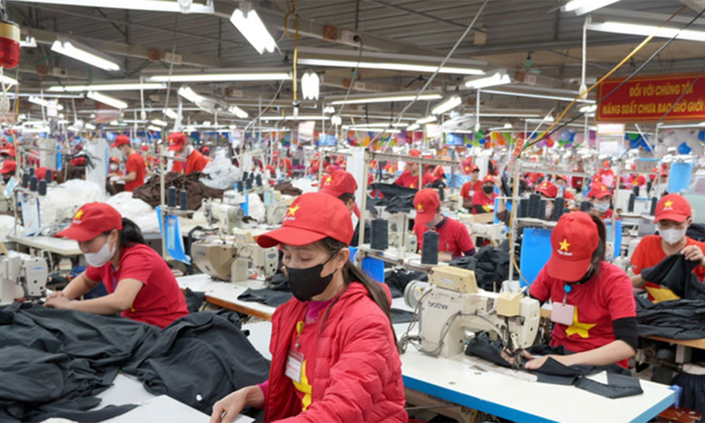 Minimum living standards for workers to be announced annually from 2028