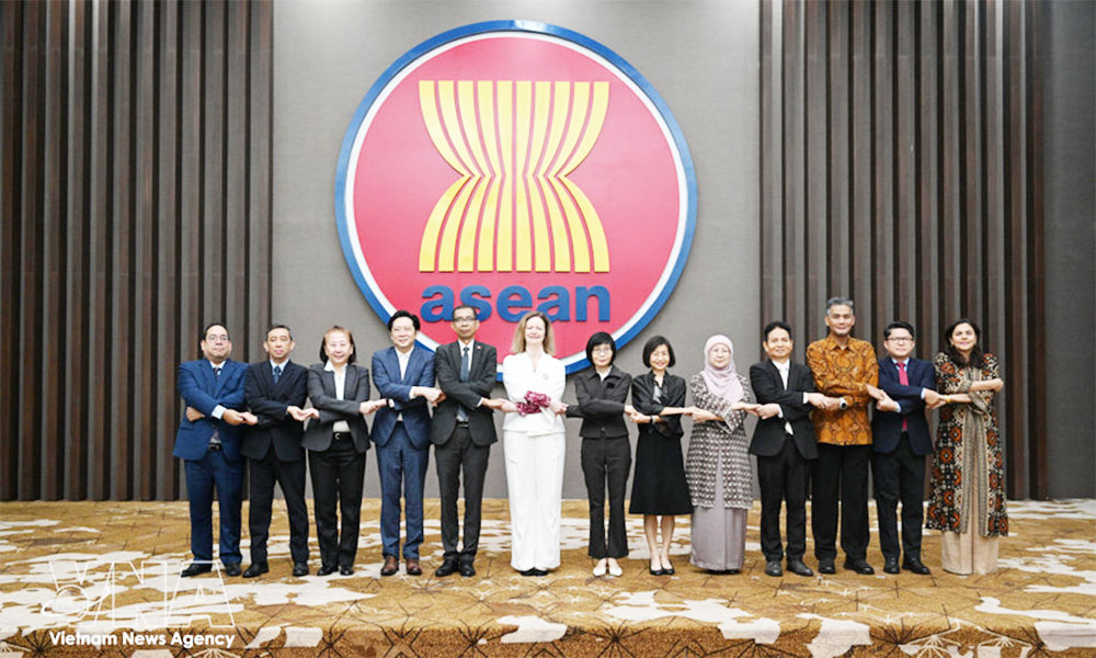 Vietnam co-chairs 5th ASEAN–UK joint cooperation committee meeting