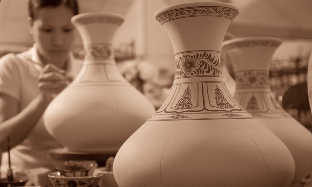 Four Hanoi craft villages join global creative crafts network