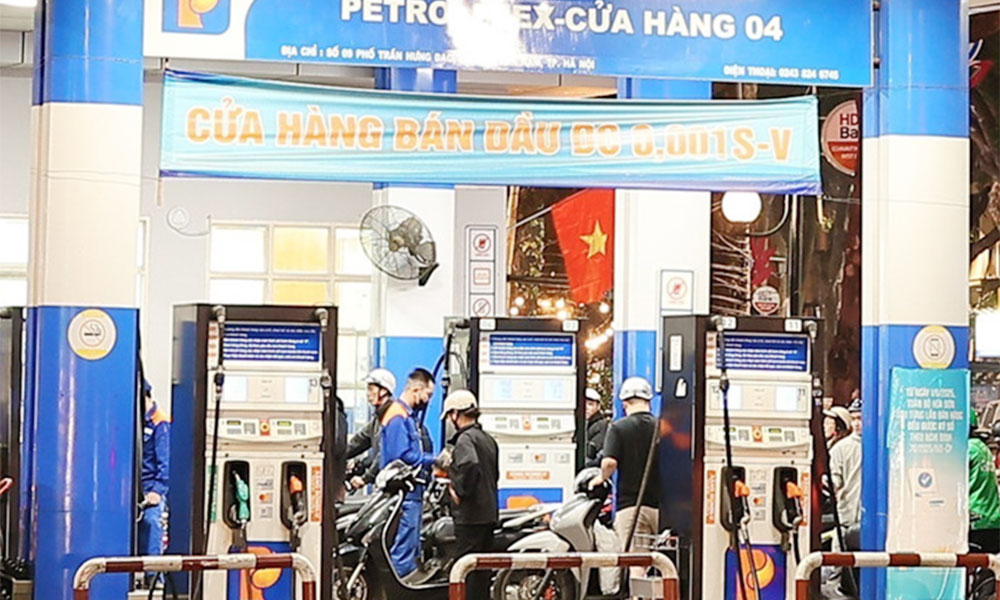 E5 RON92 biofuel price falls in latest adjustment