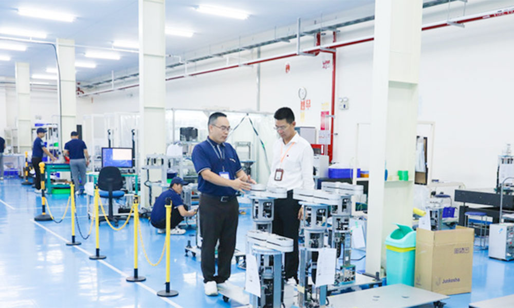 Vietnam steps up semiconductor development to fuel growth