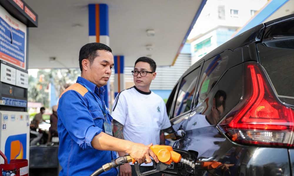 Gov't leader orders sufficient energy supplies for production, business, consumption