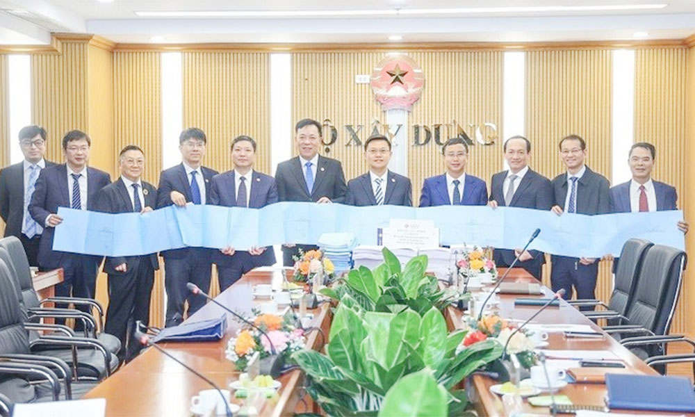Vietnam, China sign cooperation agreement on planning two railways