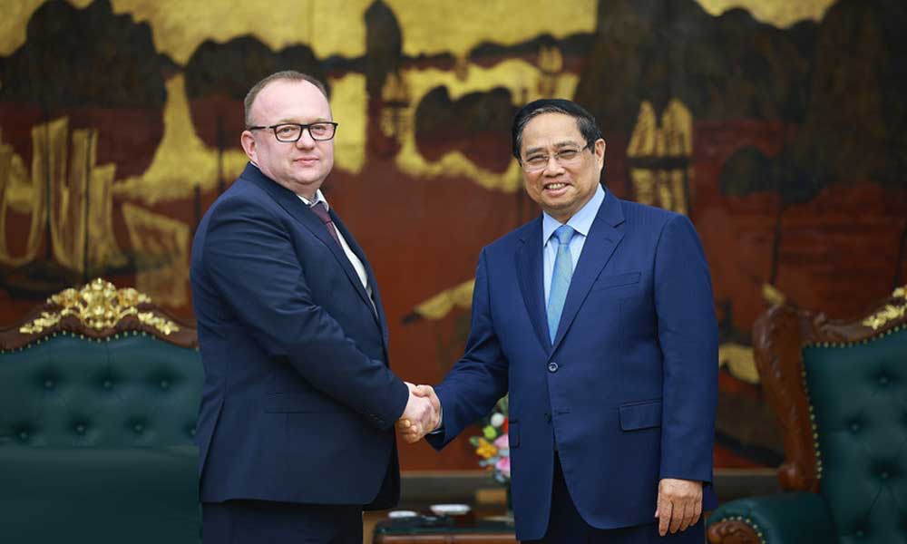 PM urges stronger Vietnam–Belarus cooperation in forensic examination